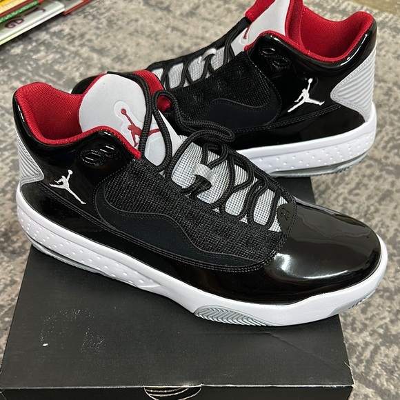 Jordan max Aura 2 new - Picture 1 of 5